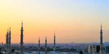 Ile trwa lot do Arabii Saudyjskiej? Dowiedz się, ile się leci do Arabii Saudyjskiej