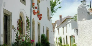 Ile trwa lot do Portugalii? Dowiedz się, ile się leci do Portugalii