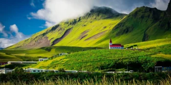 Ile trwa lot na Islandię? Dowiedz się, ile się leci na Islandię
