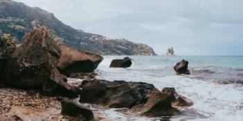 Ile trwa lot na Korfu? Dowiedz się, ile się leci na Korfu