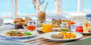 Czym są wakacje All Inclusive i dlaczego są tak chętnie wybierane przez turystów?